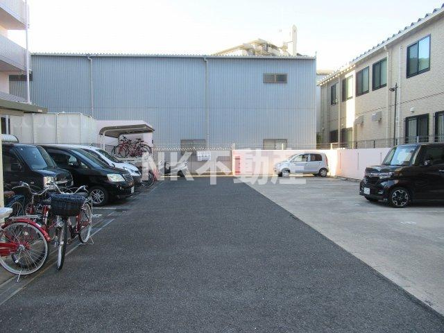 【駐車場】 | オークハイツ（高井田賃貸） | 空きはご確認ください