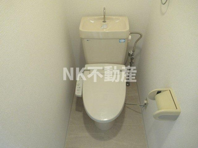 【トイレ】 | オークハイツ（高井田賃貸） | 清潔感のあるトイレです