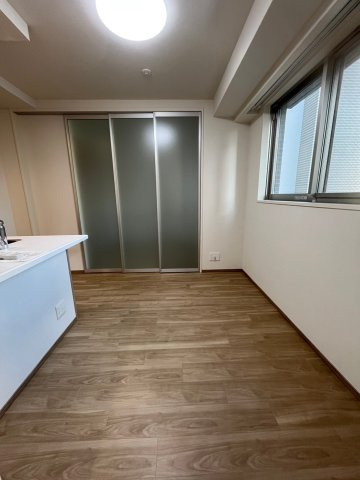 プレサンスロジェ梅田Northの居間・リビング