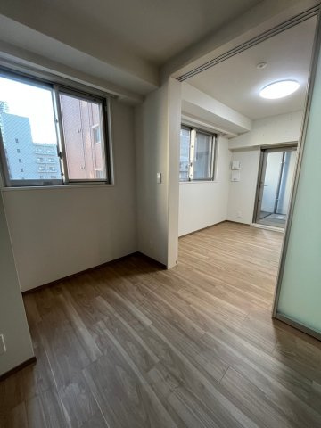 プレサンスロジェ梅田Northの居間・リビング