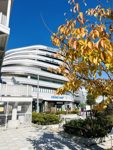 一級建築士とコラボ♪The Renovation Style♪の周辺|駅前は様々な商業施設が揃っています◎