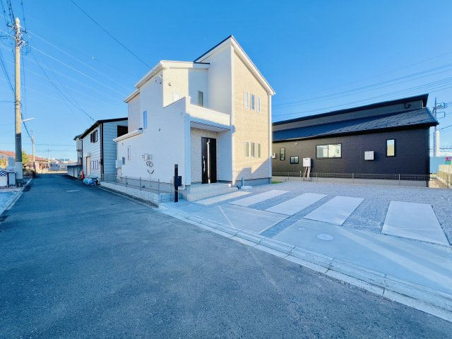 高崎市倉賀野町の前面道路含む現地写真|駐車スペース２台以上可♪車の通りも少なく駐車も楽々♪