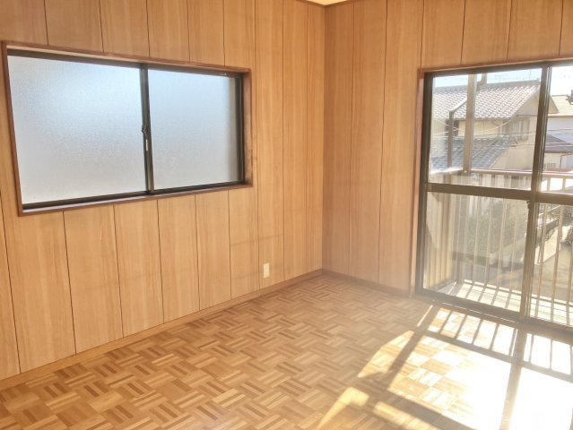 【洋室】 | 邑楽郡大泉町朝日　中古住宅