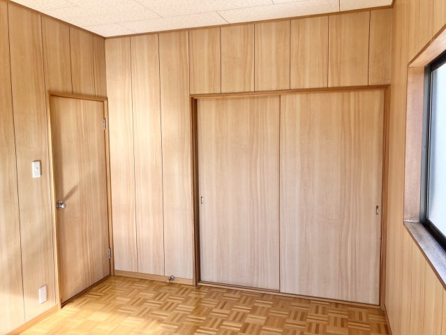 【洋室】 | 邑楽郡大泉町朝日　中古住宅
