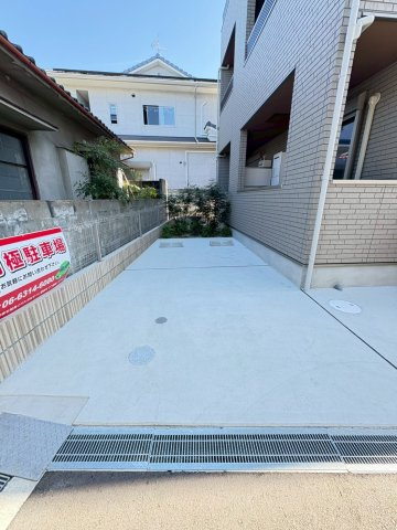 オルタンシアキューブの駐車場