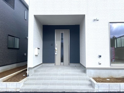 【エントランス】 | 匝瑳市八日市場ハ第６-2号棟 | 【施工例】お気軽に０４７６－３７－３８８８までお問合せ下さい！  