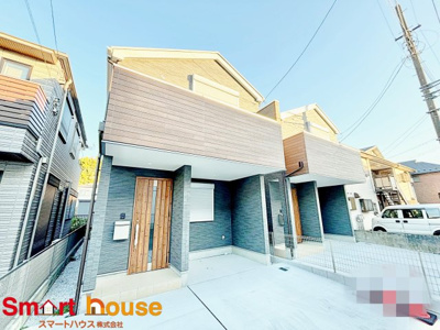 【外観】 | 相模原市南区東大沼　新築１棟 | オシャレな外観は、人の目を引くだけではなく自慢したくなりますね！植木を置いたりアレンジは、自由です。自分の好みに仕上げましょう♪
