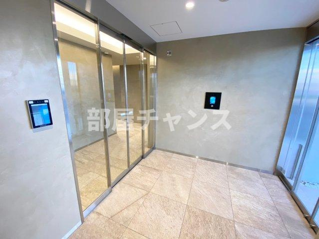 桜ヒルズ黄金のエントランス