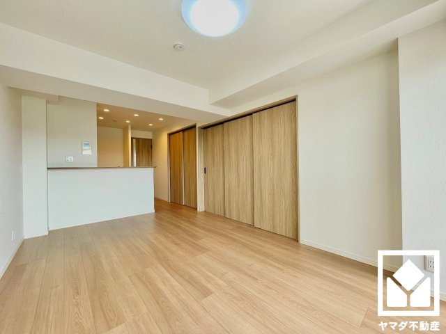 サンロイヤル新田辺アカデミア１号館