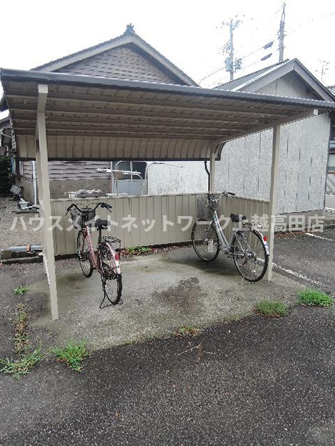 楽ハウスさいがたのその他共用部分|駐輪場