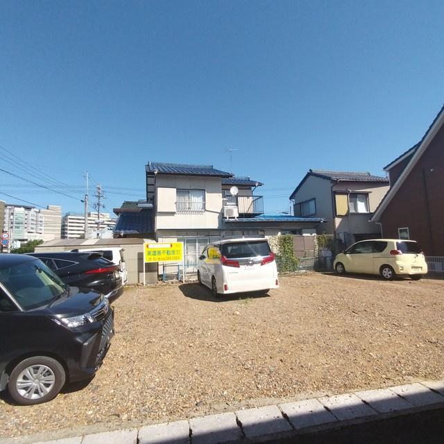本荘西１丁目吉村駐車場①の駐車場