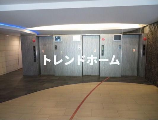 セレニテ本町グランデのエントランス|選べる家電プランあり！！
