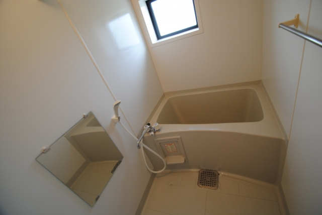 カーサ江戸屋敷の浴室|内装イメージ：同物件別室