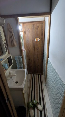 中古住宅　高富の洗面所