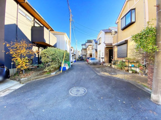 【前面道路含む現地写真】