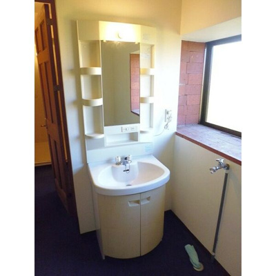 【洗面所】 | ブリックタウン壱弐参番館 | スペースが確保できる洗面所です