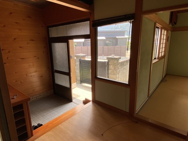 西条市飯岡1969-4の玄関|落ち着いた玄関です