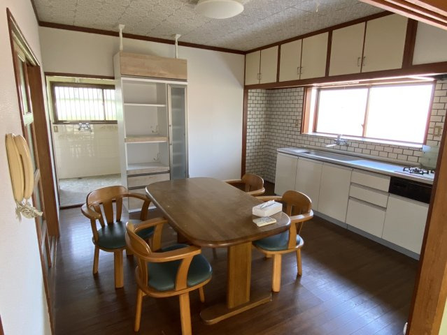 西条市飯岡1969-4のキッチン|お料理しやすいキッチンです