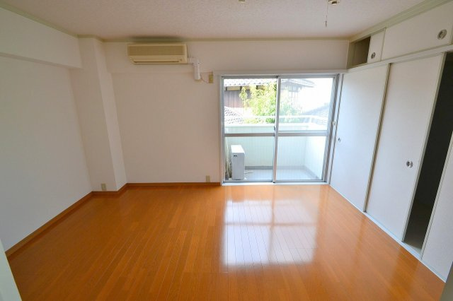 ビラ高須の内装