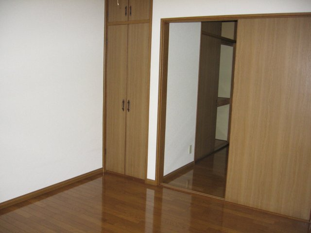 エンドレスの洋室|別の部屋の参考画像です。（実際の画像とは異なります。）