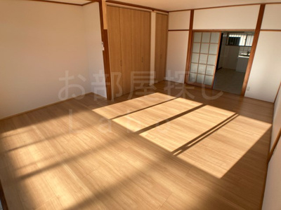 【居間・リビング】 | 丸野興産ビル