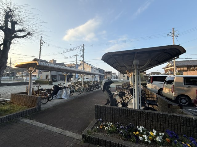 サンヒルズ岡田の寝室