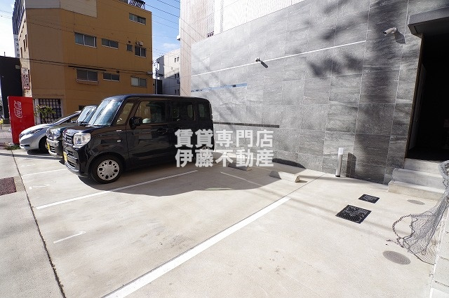 DIAMOND　MOONの駐車場