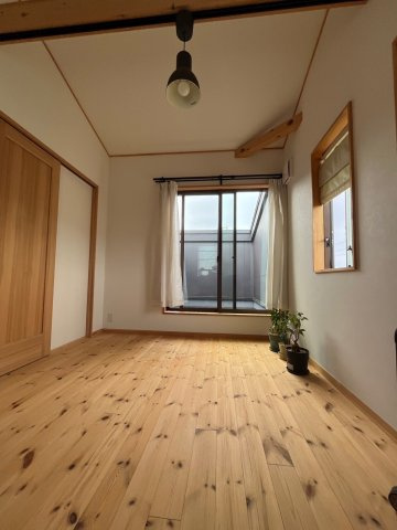 和歌山市栄谷・中古戸建・115119の洋室