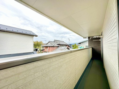 【バルコニー】