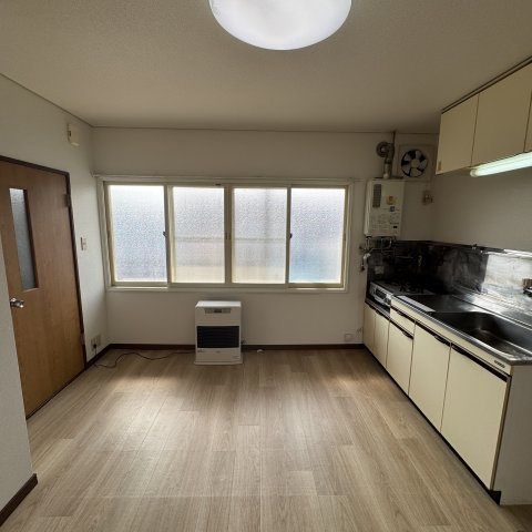 ハイツＫＡＷＡＭＵＲＡの居間・リビング