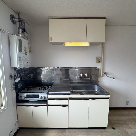 ハイツＫＡＷＡＭＵＲＡのキッチン