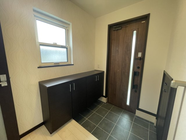 【玄関】 | 宮城県白石市旭町　中古戸建