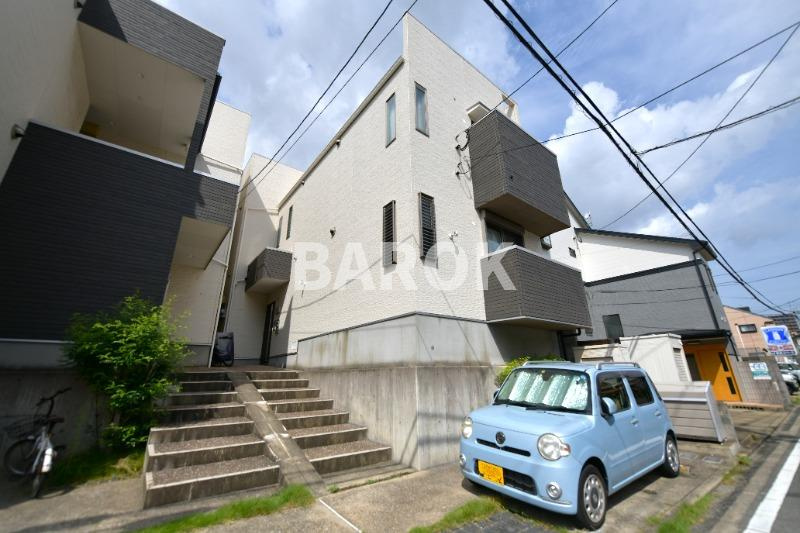 福岡市城南区田島２丁目のアパートの外観