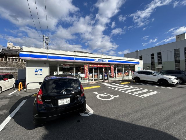 【周辺】 | コンビニエンスストア