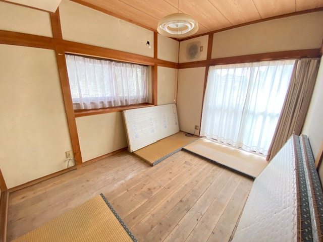 都城市早水町の中古一戸建の和室