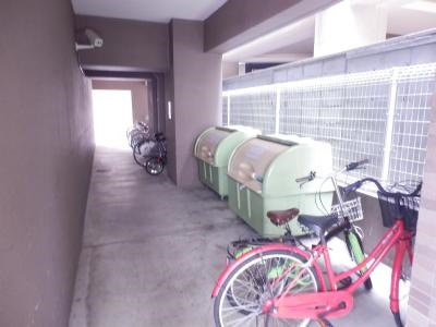 ベラジオ二条城前の駐車場|駐輪スペース