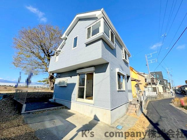 ◎海老名市上郷3丁目　中古戸建の外観|外観写真☆周囲の環境に馴染みやすい優しいグレーの外壁で落ち着いた印象です♪