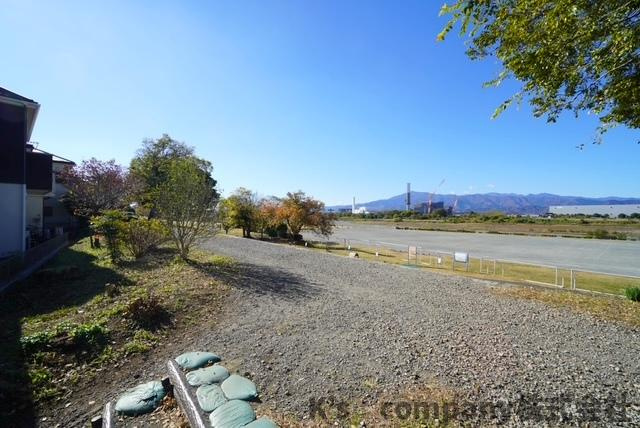 ◎海老名市上郷3丁目　中古戸建の周辺|陽当たりと風通しも良く自然豊かな周辺環境です♪夏の厚木の花火大会も河川敷で楽しむことができます♪