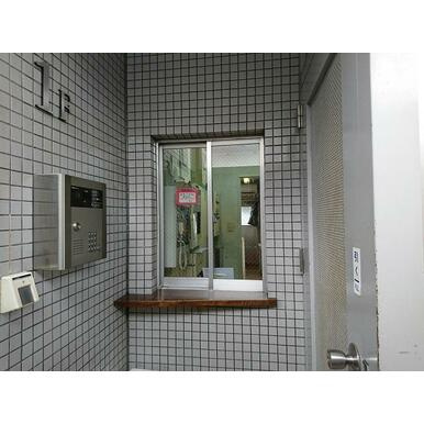 【エントランス】 | サンマリーナ西八王子(サンマリーナニシハチオウジ)