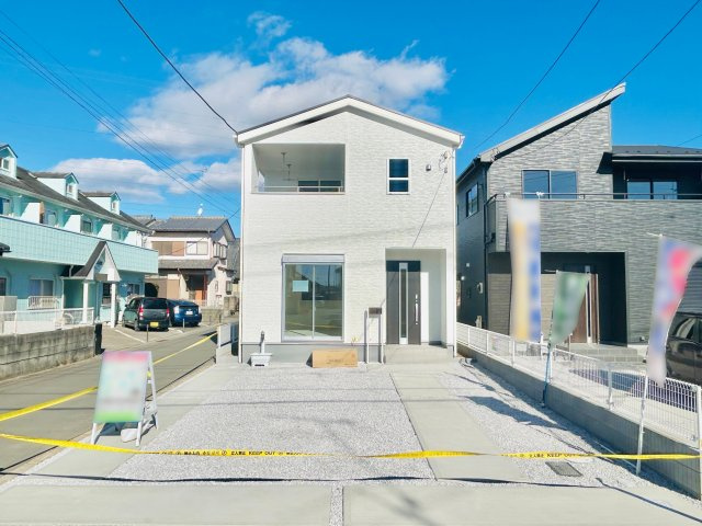 太田由良町の外観|駐車スペース3台確保！！
