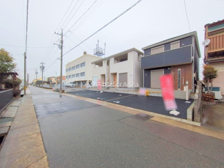 【前面道路含む現地写真】