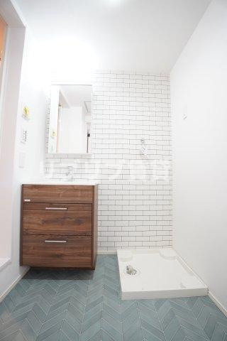 ラテンドール東千葉の洗面所