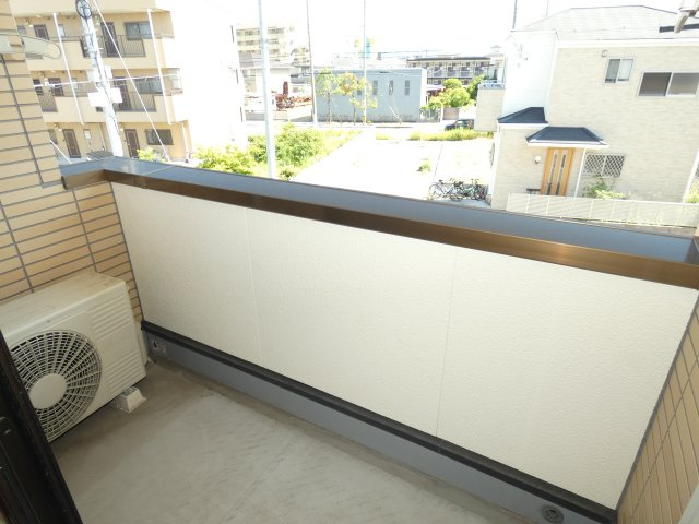 ラフレシールⅡのバルコニー