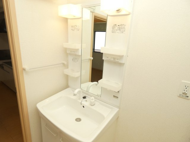 ラフレシールⅡの洗面所
