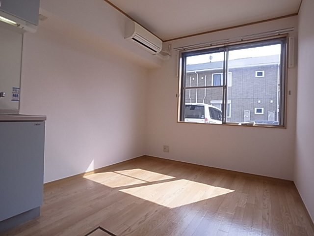 神戸市兵庫区大井通２丁目のテラスの居間・リビング|ダイニング