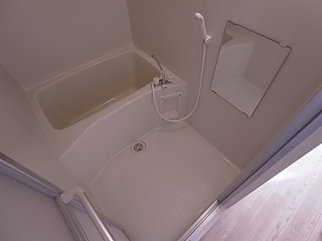 神戸市兵庫区大井通２丁目のテラスの浴室|浴室