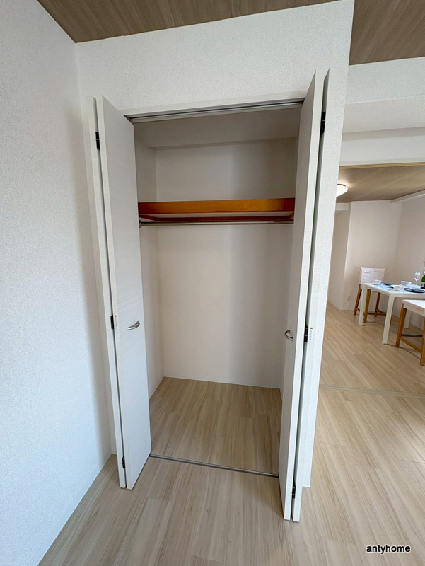 アーデン土佐堀 仲介手数料無料の収納
