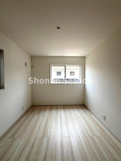 【収納】 | 全室収納に加えメイン居室には大容量「WIC」を完備◎
生活と共に増える荷物の収納にも困りません♪