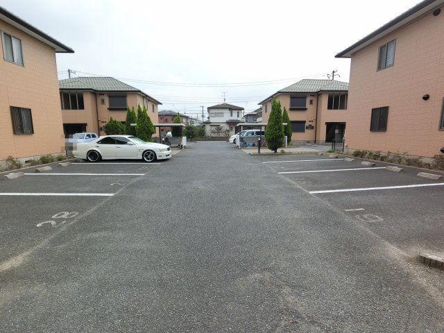 【駐車場】