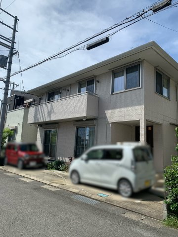 岩出市尼ヶ辻中古物件の前面道路含む現地写真
